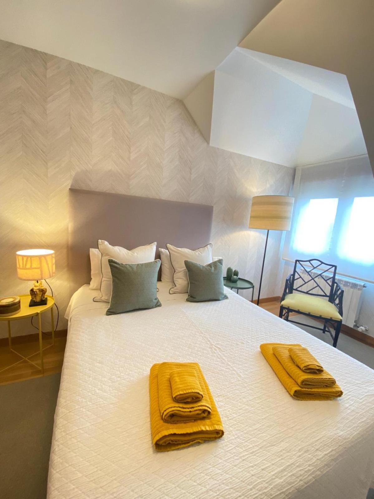 Apartamento Boutique Con Terraza Y Vistas Al Mar. Porto Vilanova Вильянуэва-де-Ароса Экстерьер фото